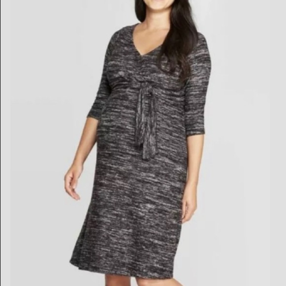 Long Sleeve Cozy Tie Front Maternity Dress